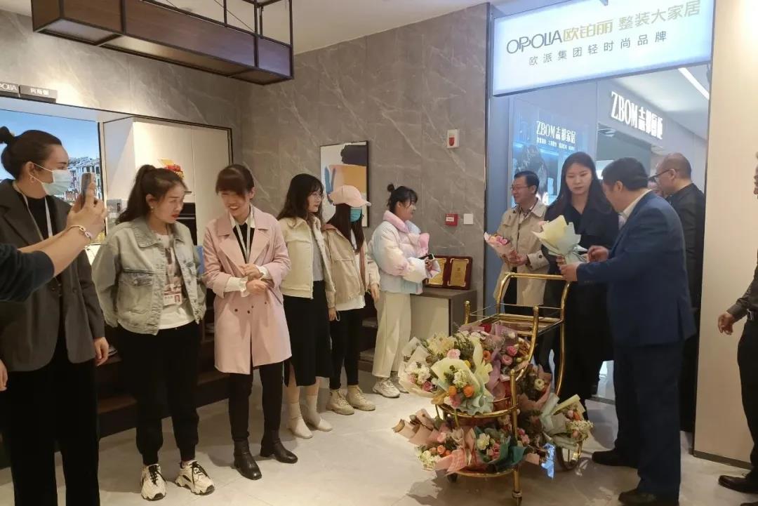 昌禾裝飾丨特別的愛給特別的你，對你的“愛”從未缺席~